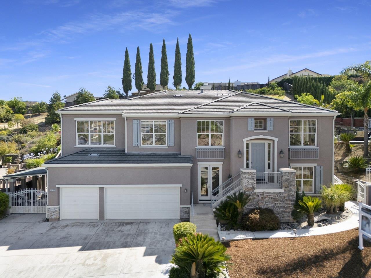 1570 Calco Creek Dr, San Jose, CA 95127